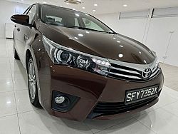Toyota Corolla Altis 1.6L CVT Elegance 2015 Brown LED Keyless